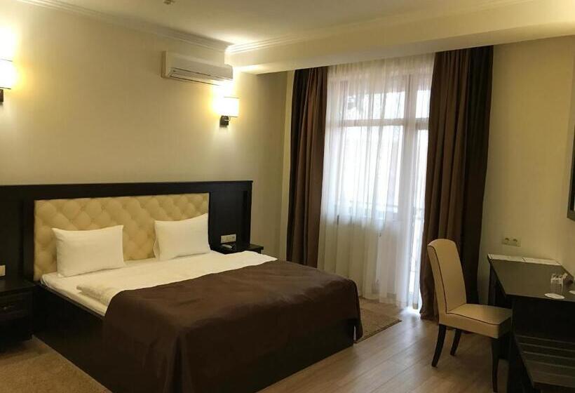 חדר סטנדרט, Ferdinand