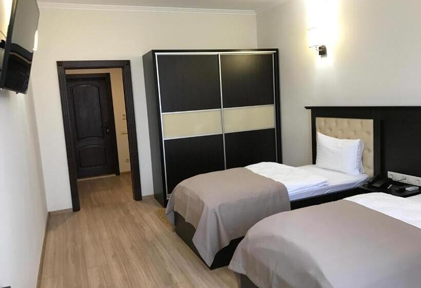 חדר סטנדרט, Ferdinand