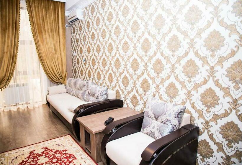 اتاق لوکس با تخت بزرگ, Jasmine