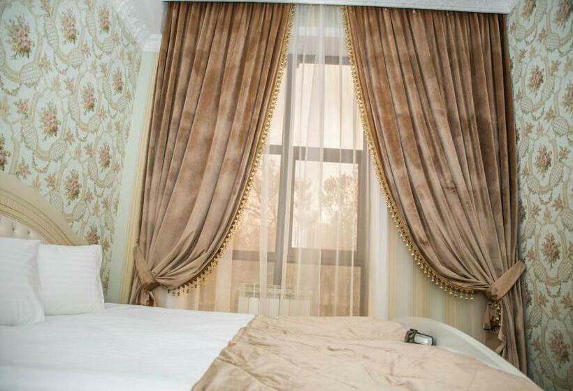 اتاق لوکس با تخت بزرگ, Jasmine