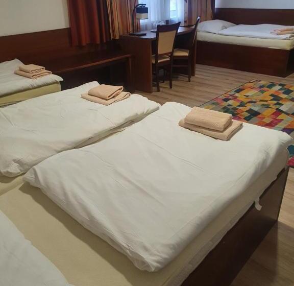 클래식 4인 룸, Penzion Pko Nitra