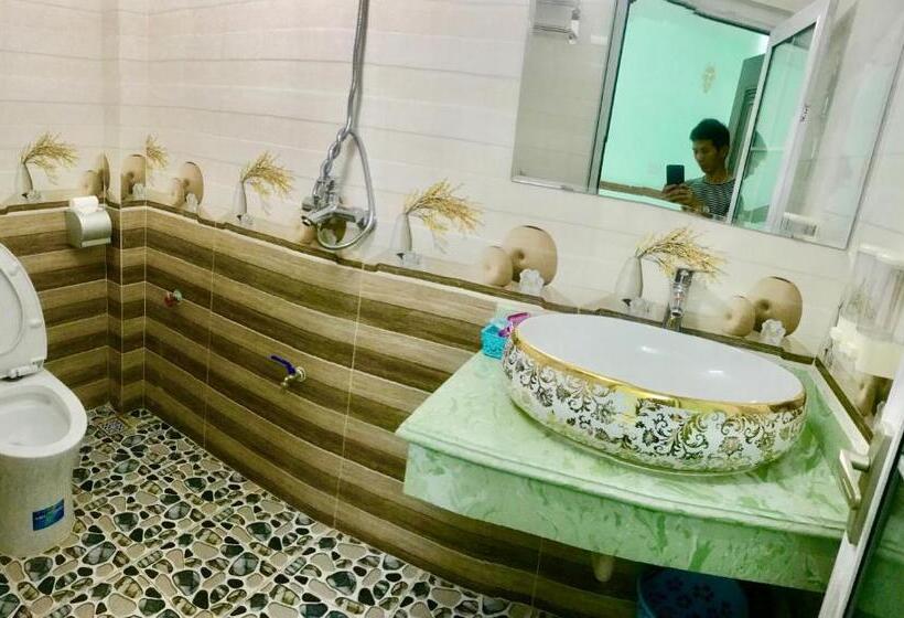 اتاق استاندارد, Ruby Hostel