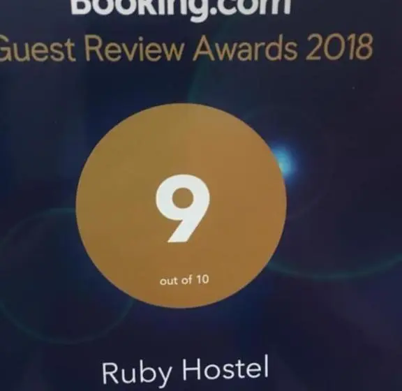 Cameră Familiară, Ruby Hostel