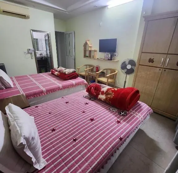 Cameră Economică, Ruby Hostel