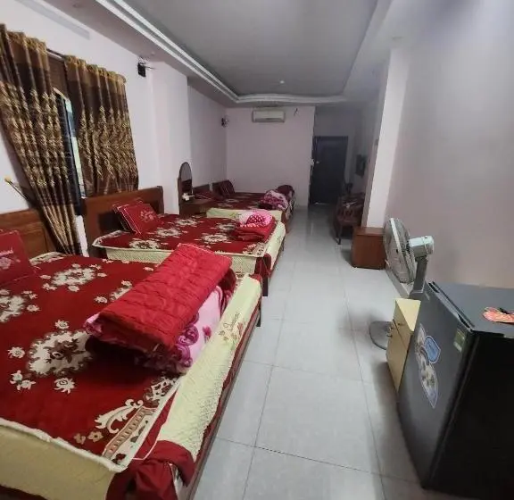 Cameră cvadruplă standard cu balcon, Ruby Hostel