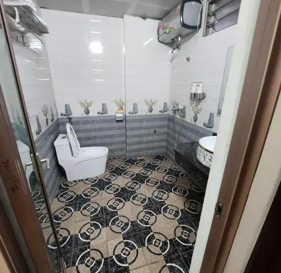 Cameră cvadruplă standard cu balcon, Ruby Hostel