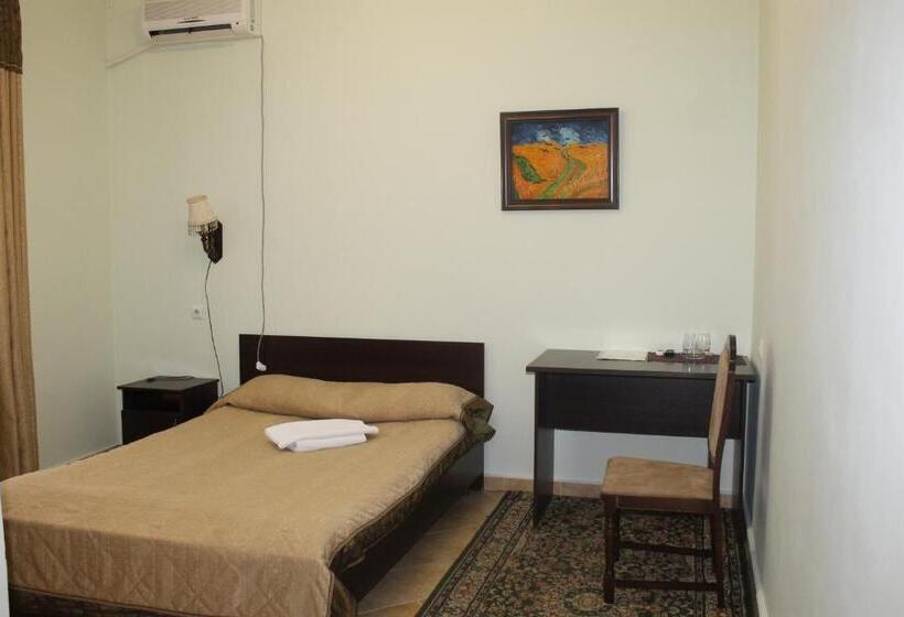 اتاق استاندارد یک نفره, Vangogh