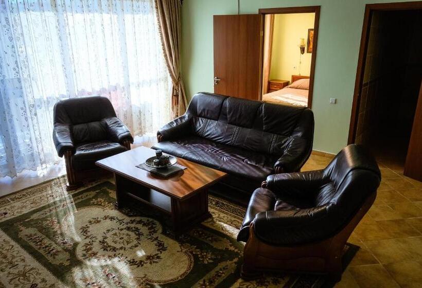 سوییت سوپریور, Vangogh