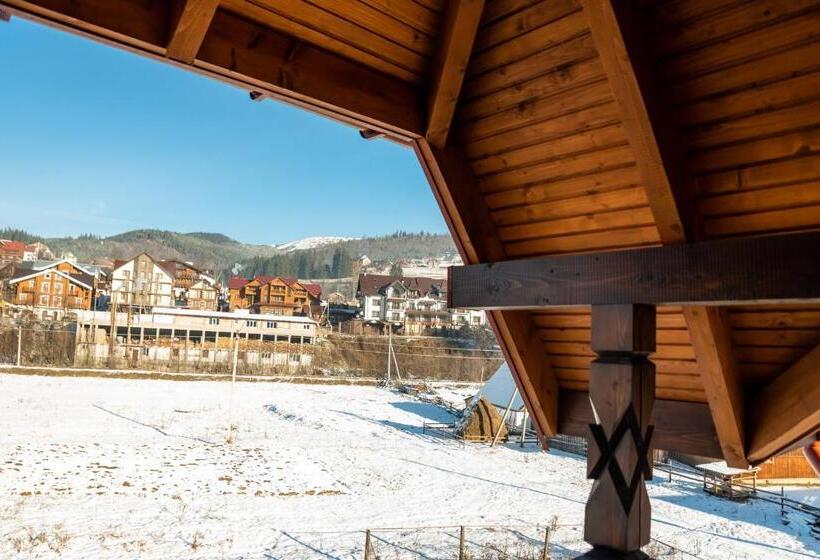 חדר משפתחתי סופריור, Zatyshok Nad Prutom