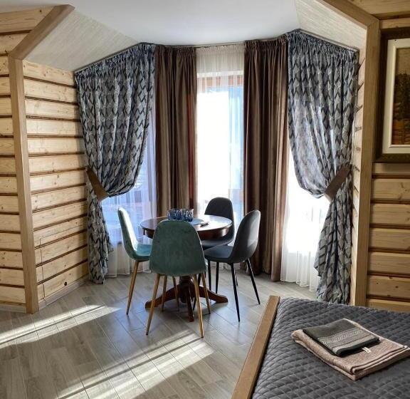 דירת שני חדרים, Zatyshok Nad Prutom