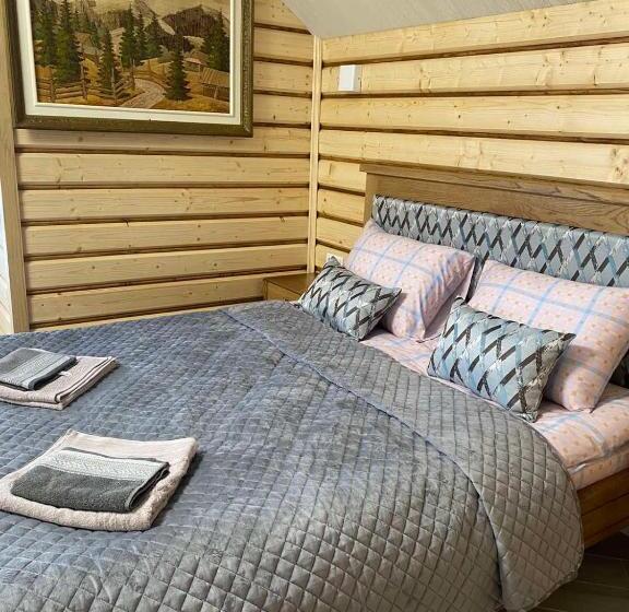 דירת שני חדרים, Zatyshok Nad Prutom