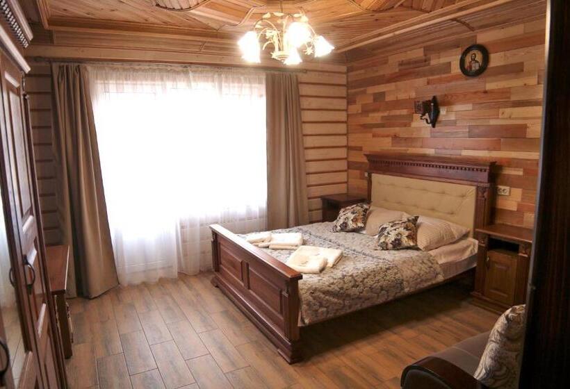 חדר משפתחתי סופריור, Zatyshok Nad Prutom