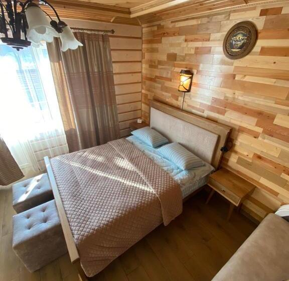 Quarto Familiar Superior, Zatyshok Nad Prutom