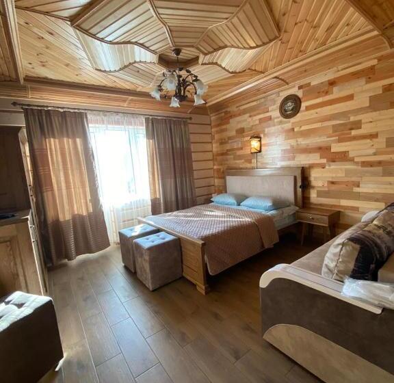 חדר משפתחתי סופריור, Zatyshok Nad Prutom