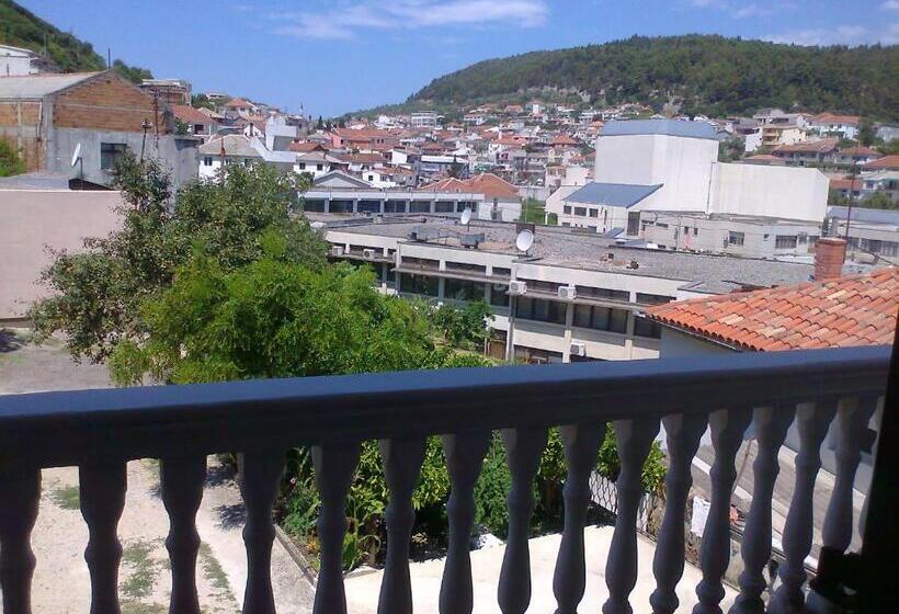 Comfort room with balcony, Guesthouse Sinani