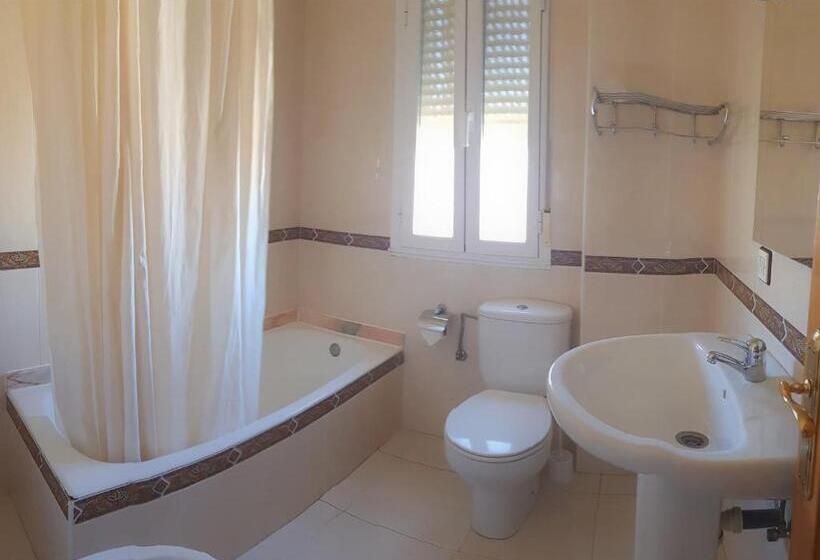 Семейный Номер, Hostal Soto