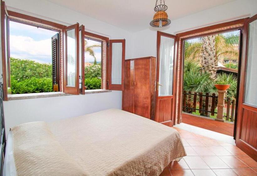 חדר משפחתי, Il Geranio