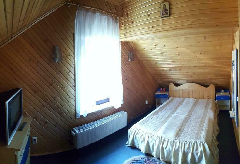 标准单人间, Voro Mold