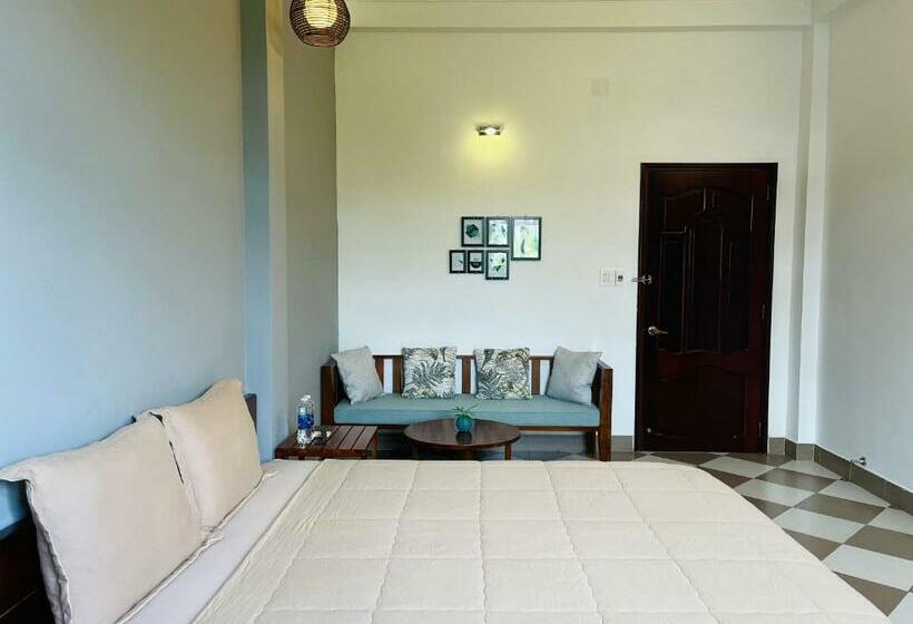 اتاق استاندارد با تخت بزرگ, Queenie House