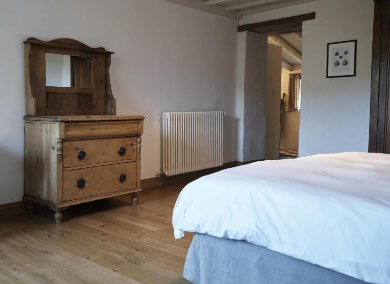 スタンダードルーム, La Cour Du Marronnier