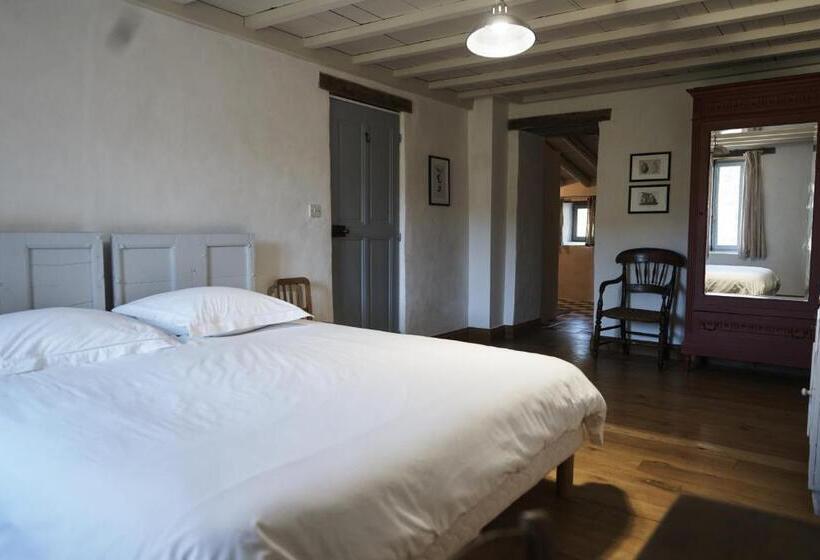 スーペリアールーム, La Cour Du Marronnier