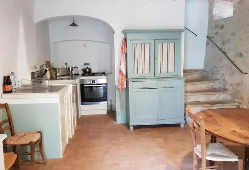 2ベッドルームハウス, La Cour Du Marronnier