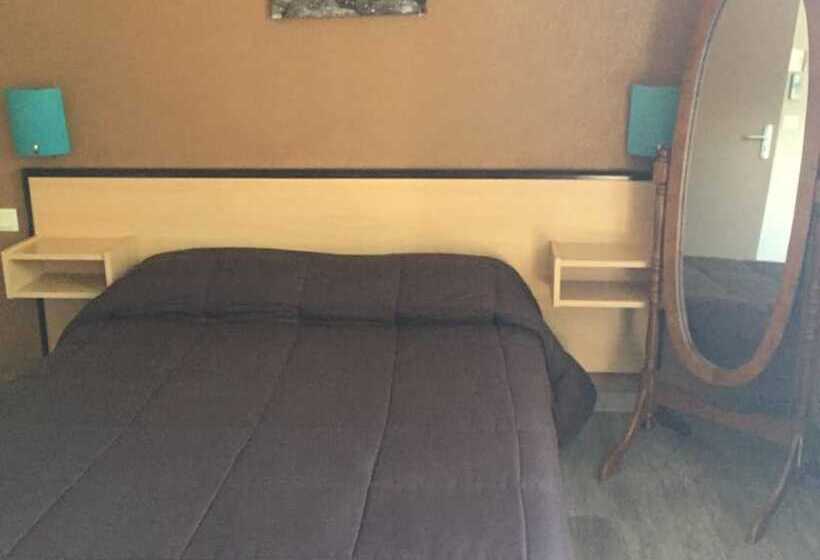 اتاق استاندارد, Rev