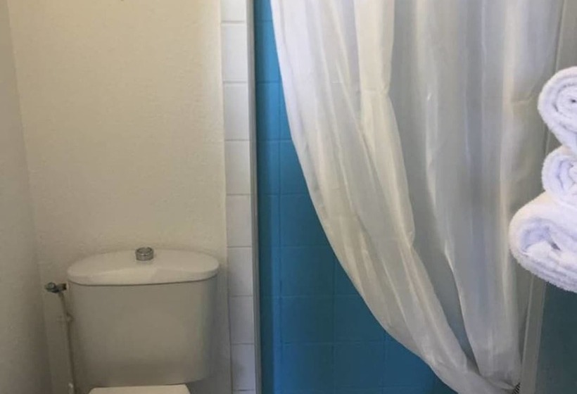 اتاق استاندارد, Rev