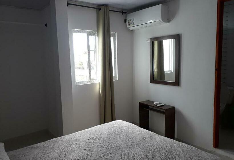 スタンダードトリプルルーム, Ludisa House