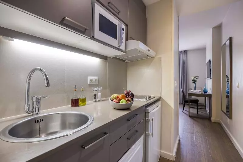 استودیوی استاندارد, Citadines Saintecatherine Brussels