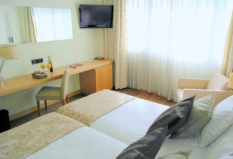 Номер Стандарт, Eurohotel Diagonal Port