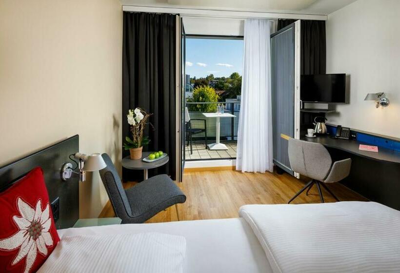 Студия Стандарт, Allegra Lodge