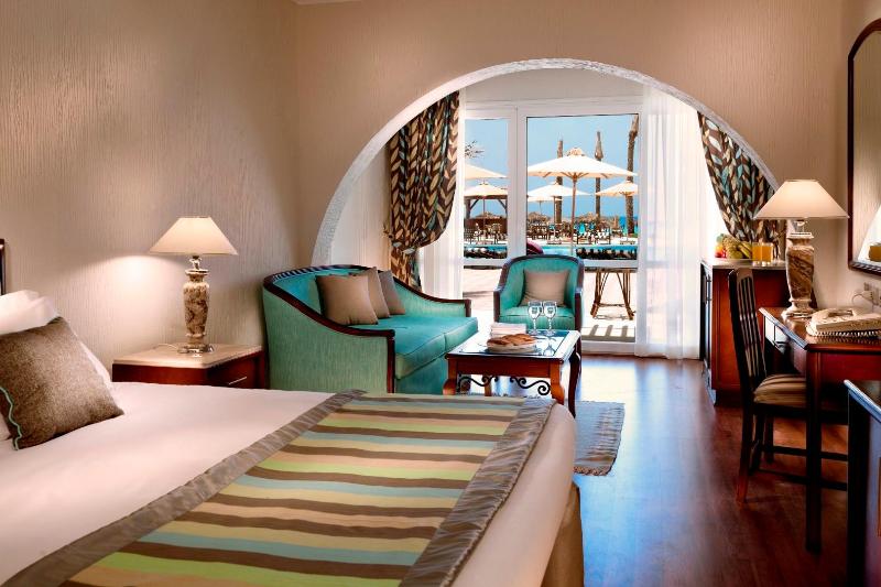 اتاق سوپریور با چشم‌انداز دریا, Borg El Arab Beach Resort