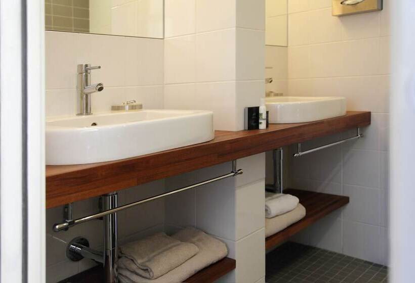 غرفة قياسية, Domaine De La Corniche