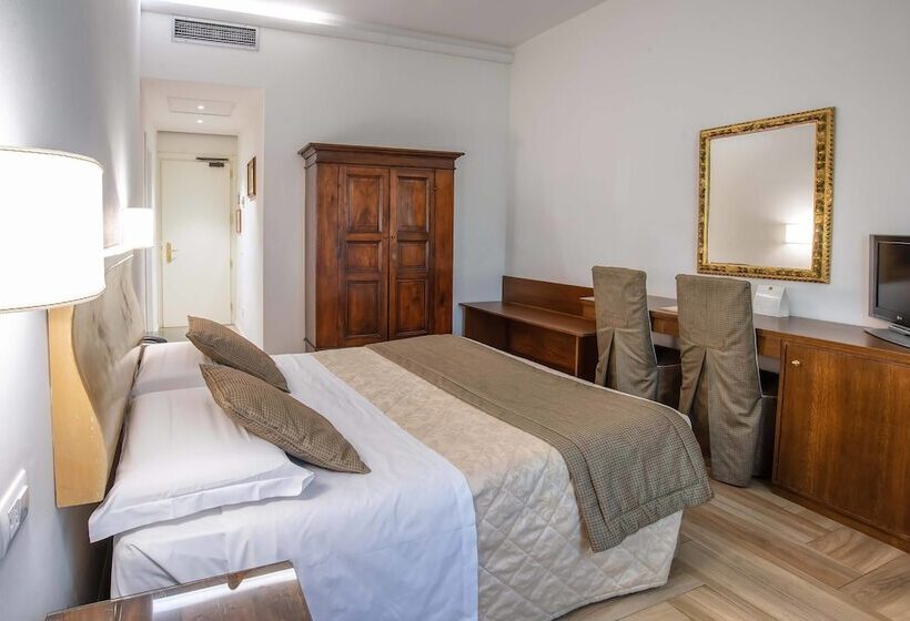 اتاق سوپریور, Machiavelli Palace