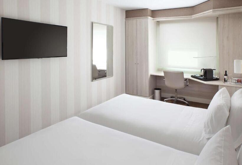 חדר סופריור, NH Barajas Airport