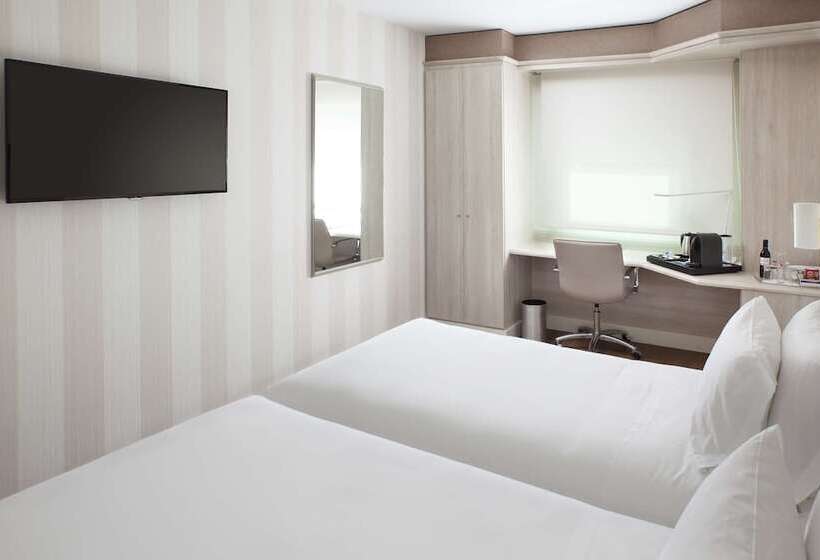 חדר סופריור, NH Barajas Airport