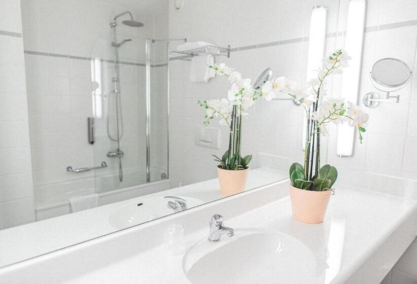 غرفة قياسية, Plaza Hotel Hanau