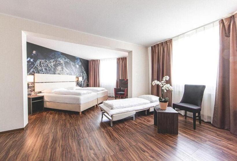 Номер Стандарт Трехместный, Plaza Hotel Hanau