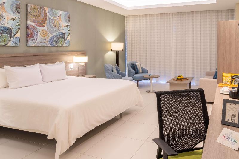 Номер Стандарт Трехместный, Plaza Hotel Hanau