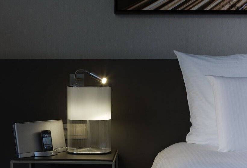 اتاق لوکس با چشم‌انداز, Pullman Paris La Defense