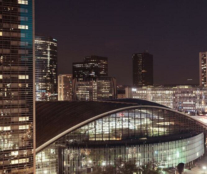 景色の見えるデラックスルーム, Pullman Paris La Defense