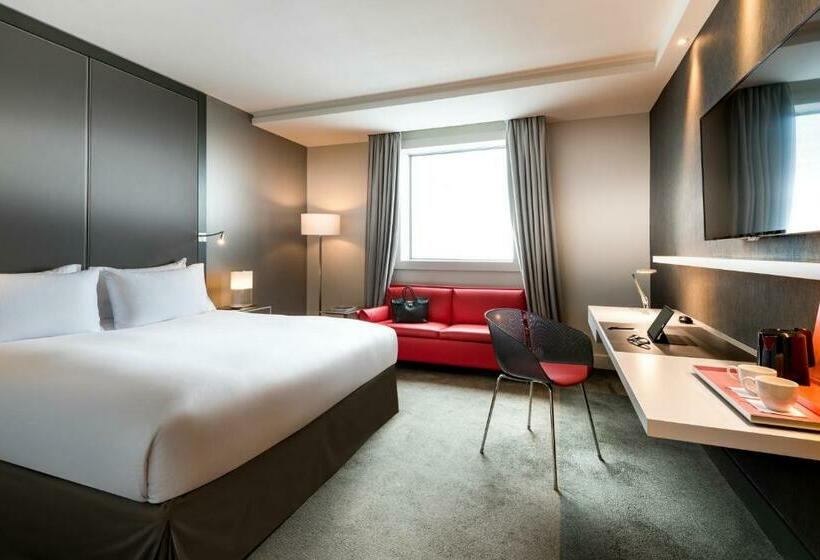 اتاق سوپریور با چشم‌انداز, Pullman Paris La Defense