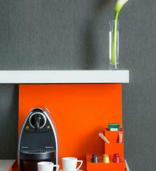 اتاق لوکس با چشم‌انداز, Pullman Paris La Defense