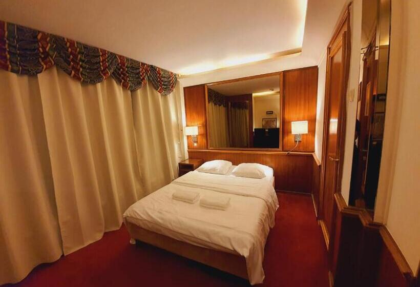 غرفة قياسية, Rembrandtplein