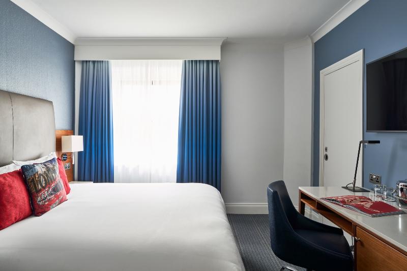 חדר דחוקס עם מיטת קינג, The Cumberland