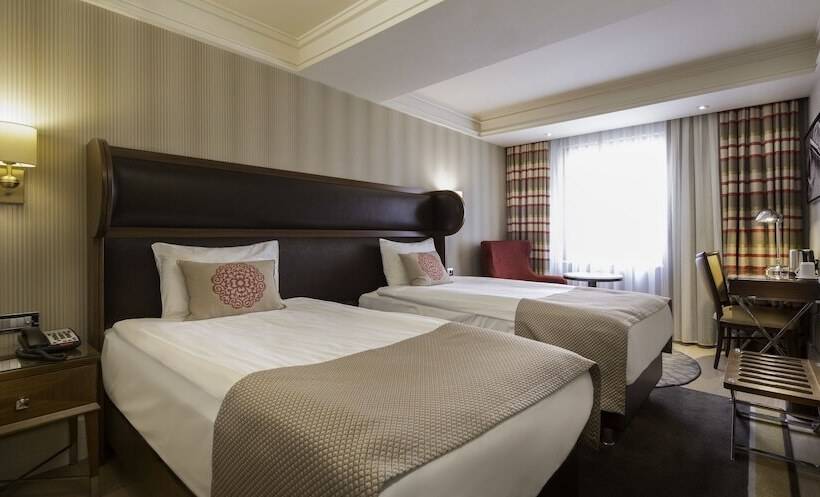 高级大房间, Titanic Comfort Sisli