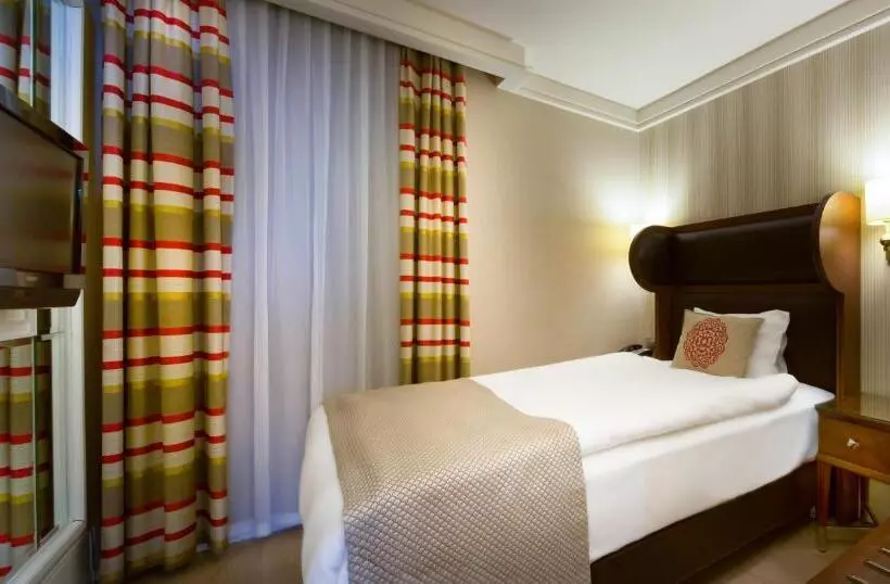 スーペリアールーム, Titanic Comfort Sisli