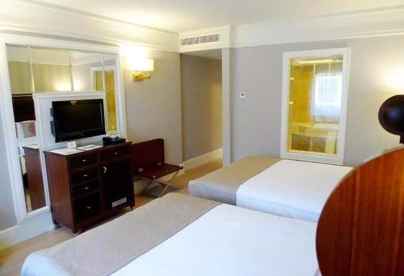 ファミリールーム, Titanic Comfort Sisli