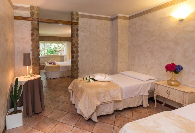 חדר משפחתי, West Garda